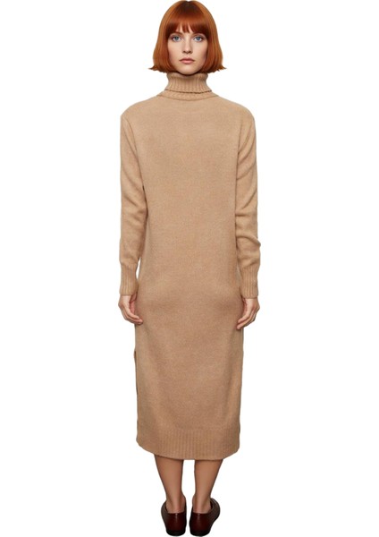 Kadınlara Özel Düz Desen Balıkçı Yaka Midi Triko Elbise Kış Aylarının Rahat ve Şık Seçimi Kaliteli fırsatları