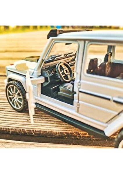 Benz G63 Koleksiyon Metal 12CM Jip Beyaz