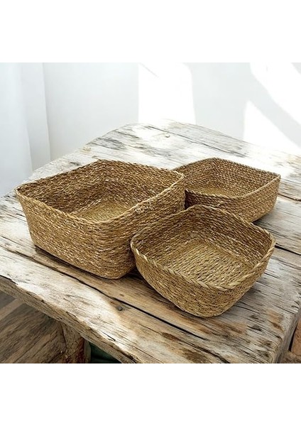 3'lü Rustik El Yapımı Doğal Kare Hasır Düzenleyici Seti | 3'lü Hasır Kare Organizer Seti – Dekoratif, Çok Amaçlı ve Dayanıklı Rattan Sepetler (26X26X12CM – 22X22X10CM – 18X18X8CM) modelleri