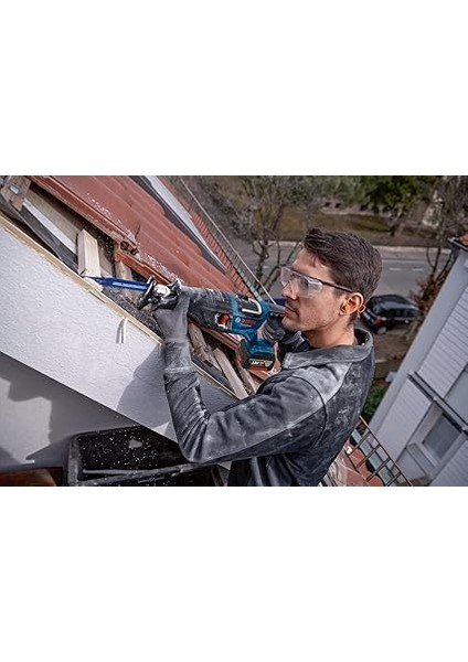 Professional Gsa 185-LI Akülü Panter Testere (18 Volt, 1 x 5,0 Ah Akü, Şarj Cihazı, Ahşapta Kesme Derinliği: 230 Mm, 2.900 Strok/dk, Karton Kutuda) fırsatları