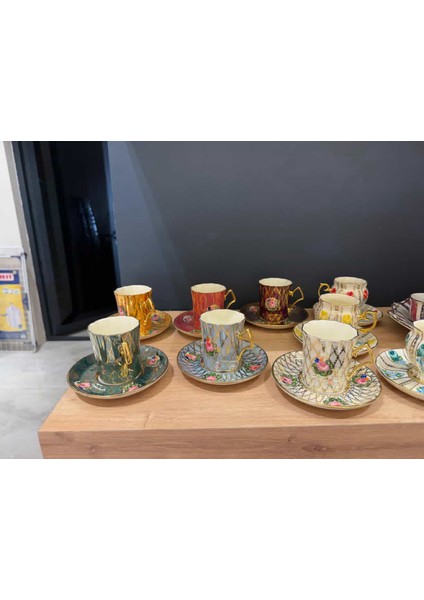 Esterhomedecor 6 Kişilik El Boyama Porselen Kahve Fincan Takımı