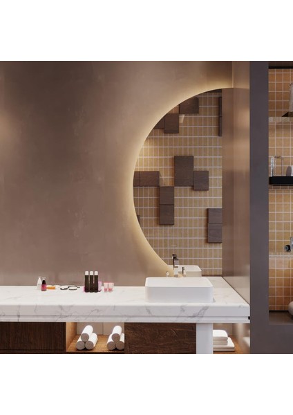 Luna Yarım Daire LED Ayna – Modern Minimal Form