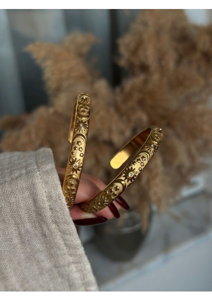 Çelik Gold Ayarlanabilen Bileklik