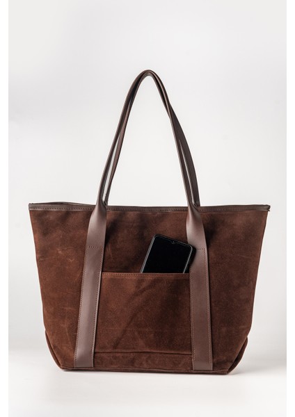 Kadın Büyük Boy Süet Cepli Omuz Kol Çantası Kahverengi