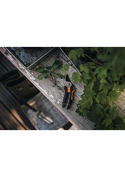 Bypass M Bahçe Makası, Masif, P321, Taze Dallar ve Çalılar Için, Yapışmaz Kaplama, Paslanmaz Çelik Bıçaklar, Uzunluk: 20,1 Cm, Siyah/turuncu, 1057162 indirimleri