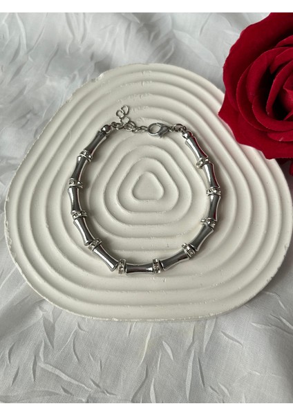 Zirkon Taşlı Incili Kemik Serenay Bileklik Gümüş Renk Şık Kadın Bileklik Sevgiliye Hediye Kutuluu modelleri