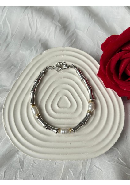 Zirkon Taşlı Incili Kemik Serenay Bileklik Gümüş Renk Şık Kadın Bileklik Sevgiliye Hediye Kutuluu fiyatları