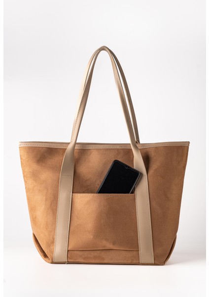 Kadın Büyük Boy Süet Cepli Omuz Kol Çantası Krem Rengi modelleri