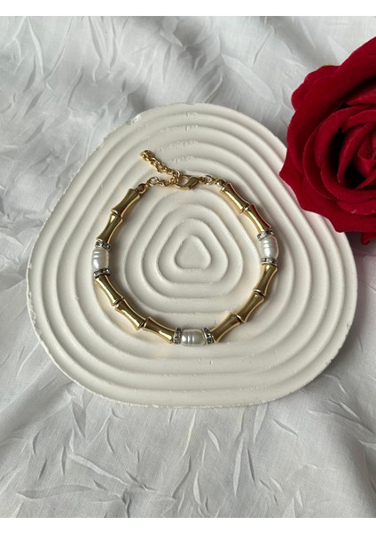 Zirkon Taşlı Incili Kemik Serenay Bileklik Gümüş Renk Şık Kadın Bileklik Sevgiliye Hediye Kutuluu modelleri