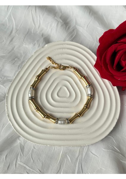 Zirkon Taşlı Incili Kemik Serenay Bileklik Gümüş Renk Şık Kadın Bileklik Sevgiliye Hediye Kutuluu fırsatları