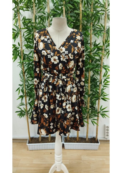 Kadın Uzun Kollu Kruvaze Yaka Çiçek Desenli Dalgıç Elbise