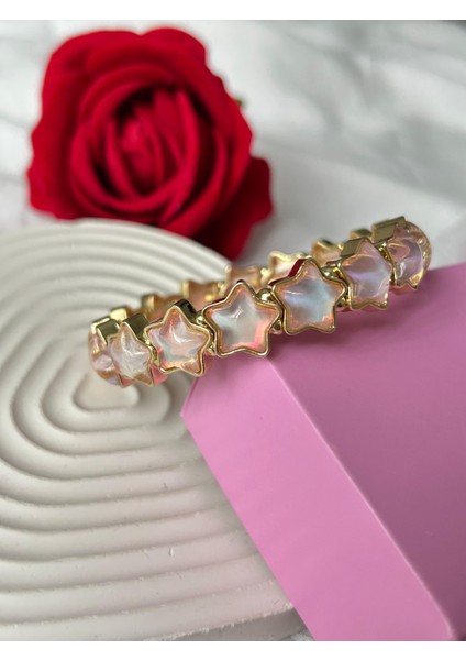 Zirkon Taşlı Esnek Yıldız Bileklik Pudra Altın Renk Şık Kadın Bileklik Sevgiliye Hediye Kutulu