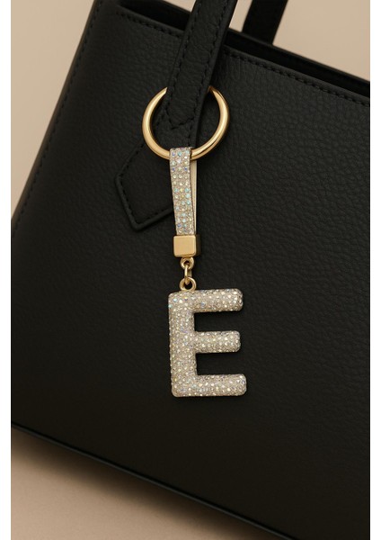 E Harfi Taşlı Beyaz Anahtarlık Parıltılı Çanta Aksesuarı ve Anahtarlık fiyatları