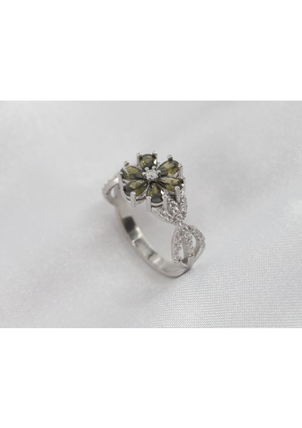 Lotus Çiçeği Gümüş Yüzük, Peridot Taşlı Gümüş Yüzük, 925 Ayar Gümüş Yüzük