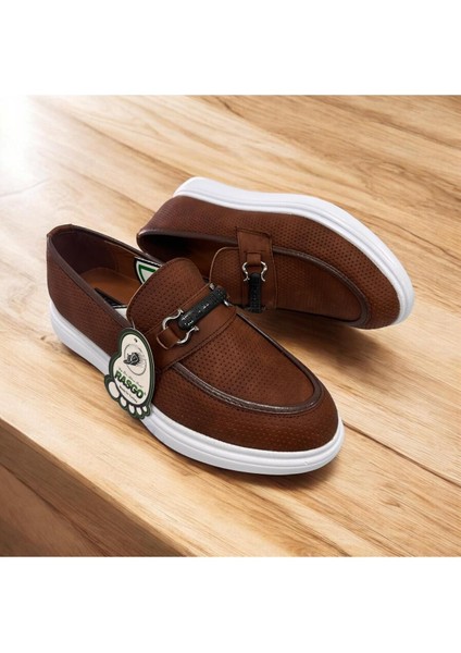 Siyah Spor Tarzı Günlük Ayakkabı - Beyaz Tabanlı ve Tokalı Deri Görünümlü Rahat Tasarım indirimleri