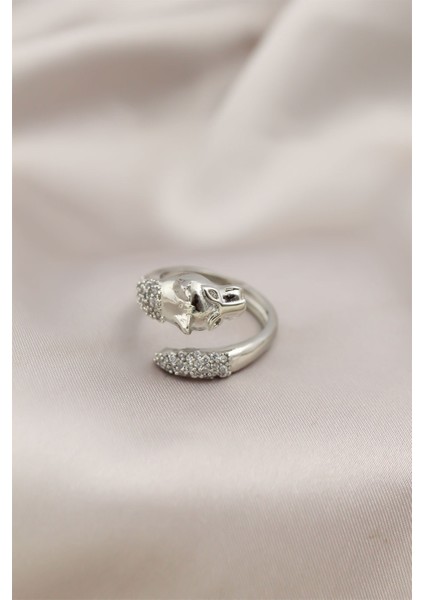 Gümüş Renkli Metal Kaplan Model Zirkon Taşlı Kadın Yüzük