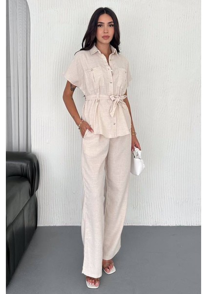 Kadın Kuşaklı Kısa Kollu Takım – Zamansız & Dingin Stil