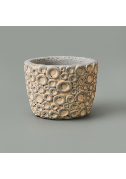 Halka Desenli Beton Saksı - Krem - 7x9 cm