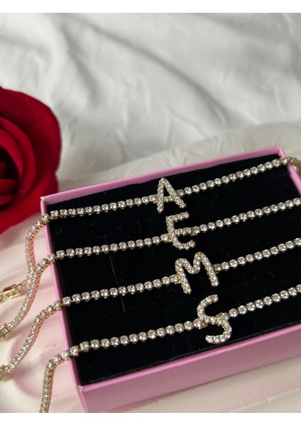 Zirkon Taşlı Harfli Su Yolu Xuping Bileklik Altın Renk Şık Kadın Bileklik Sevgiliye Hediye Kutulu