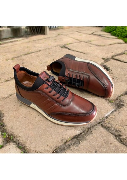 Erkek Kahverengi Deri Spor Ayakkabı Siyah Bağcıklı Şık ve Rahat Günlük Ayakkabı