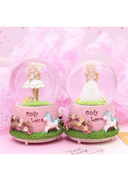 Sevimli Kız Büyük Boy Tasarımlı Işıklı ve Müzikli Kar Küresi fırsatları