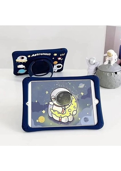 Astronot Kılıf Silikon Standlı Darbe Korumalı Eğlenceli Çocuk Kılıf 10.5 Inç Lacivert Samsung Galaxy Tab A8 2021 X200 X205 ile Uyumlu Ürün indirimleri
