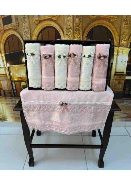 %100 Pilise ve Güpür Işlemeli 50×90 Kadife Lüx Kutulu Çeyizlik El ve Yüz Havlusu fırsatları