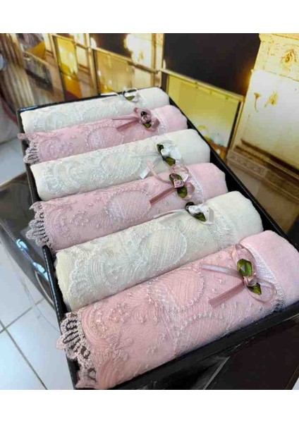 %100 Pamuklu 50×90 Güpürlü Kurdela Fiyonklu Kutulu Lüx Çeyizlik El ve Yüz Havlu Seti