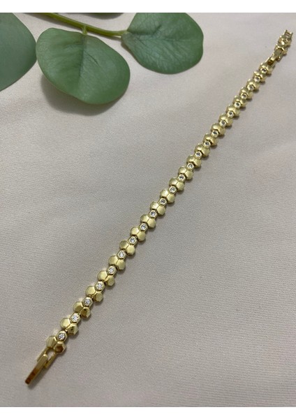 Xuping Xp Gold Altın Kaplama Kadın 14K Taşlı Petek Bileklik Suya Dayanıklı Kararma Yapmaz Günlük ve Özel Gün Kullanımına Uygun Hediyelik Zarif Bal Peteği Tasarım 17 cm 19 cm Ayarlanabilir Bileklik