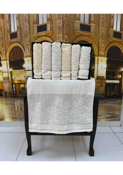 %100 Pamuklu Jakarlı 50×90 Kadife Kutulu Lüx Çeyizlik El ve Yüz Havlu Seti