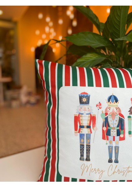 Kurşun Asker Desenli Yılbaşı Temalı Kırlent Kılıfı - Yılbaşı Kırlent Kılıfı fiyatları