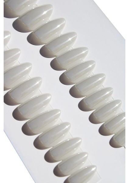 Beauty Takma Tırnak Seti &amp; Zararsız Yapıştırıcı Gri Hailey Bieber indirimleri