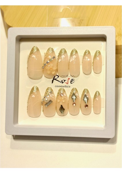 Lüks Tasarım Taşlı Yapay Tırnak