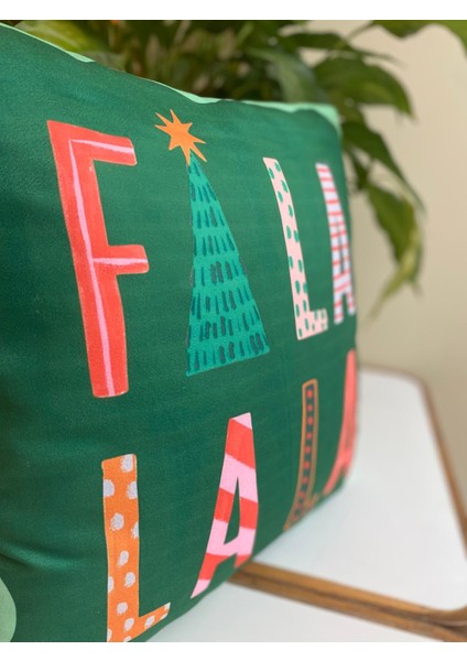 Fa La La La Yazılı Yılbaşı Temalı Kırlent Kılıfı - Yılbaşı Kırlent Kılıfı - Christmas Kırlent Kılıfı indirimleri