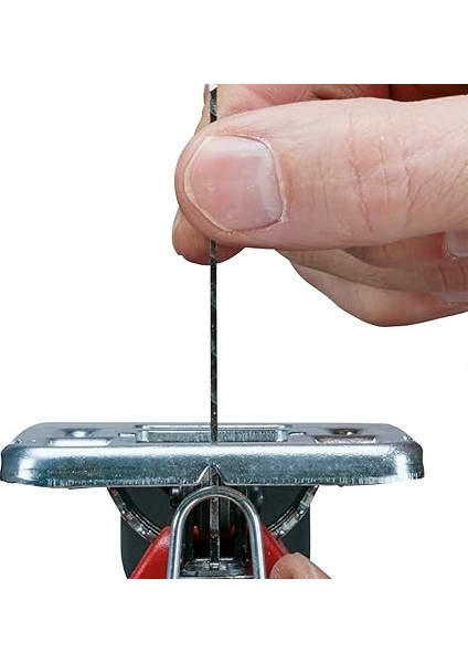 Dekupaj Testere Tc-Js 80/1 Kit (550 W, 20 mm Kesme Yüksekliği, Sarkaç Hareketi Fonksiyonu, Ahşapta 80 Mm, Çelikte 10 mm Kesim Derinliği, 3000 D/d, 3 Adet T-Şaft Testere Bıçağı Dahil) - 4321157 fırsatları