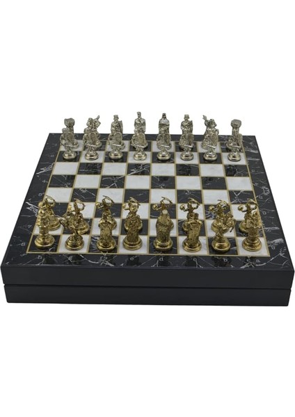 Orta Boy Metal Osmanlı-Bizans Satranç Takımı Parlak ve Mermer Desenli Sandıklı Mdf Tahtası (36X36X6 Cm.) modelleri