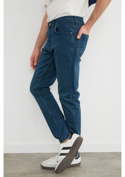 Regular Fit Normal Bel Jean indirimleri