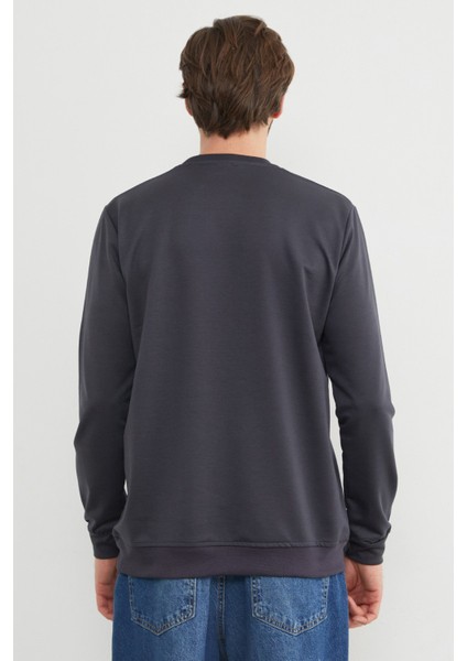 Pellını Yazı Kabartmalı Bisiklet Yaka Sweatshirt modelleri