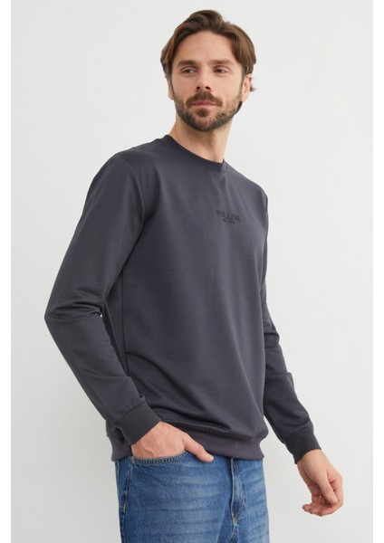 Pellını Yazı Kabartmalı Bisiklet Yaka Sweatshirt fırsatları