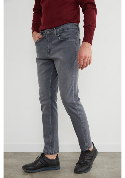 Regular Fit Normal Bel Jean indirimleri
