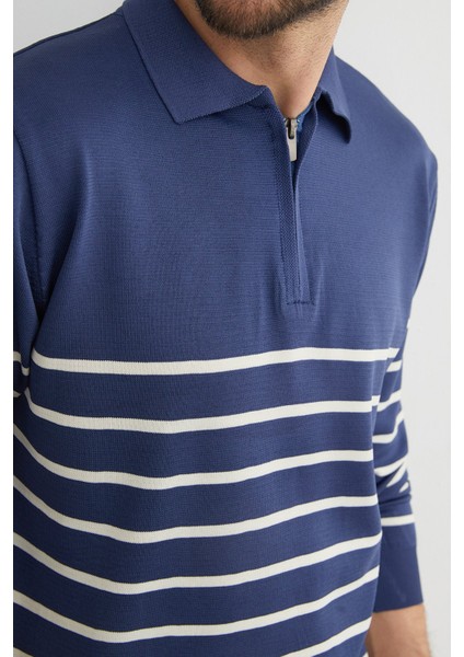 Çizgili Polo Yaka Yarım Fermuarlı Triko Kazak fırsatları