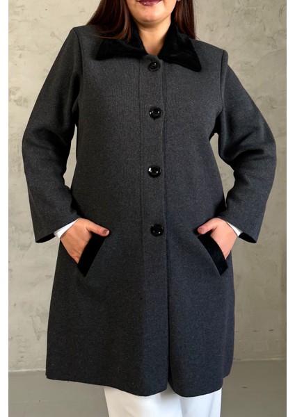 Kadın Yakası Kürklü Uzun Triko Hırka fırsatları