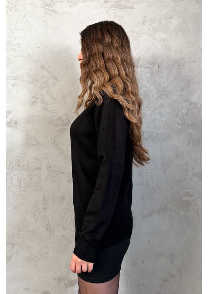 Kadın Ponpon Desenli Yarım Balıkçı Triko Kazak 5200 fiyatları