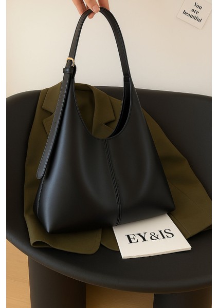 Büyük Hacimli Omuz Çantası Yumaşak Deri