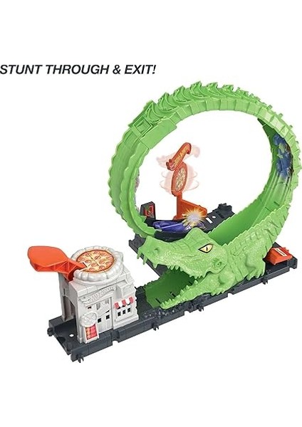 Wheels Düşmanlarla Mücadele Serisi Oyun Seti Hot Wheels Düşmanlarla Mücadele Serisi Oyun Seti, Pist Seti ve 1 Oyuncak Araba HKX39 fırsatları