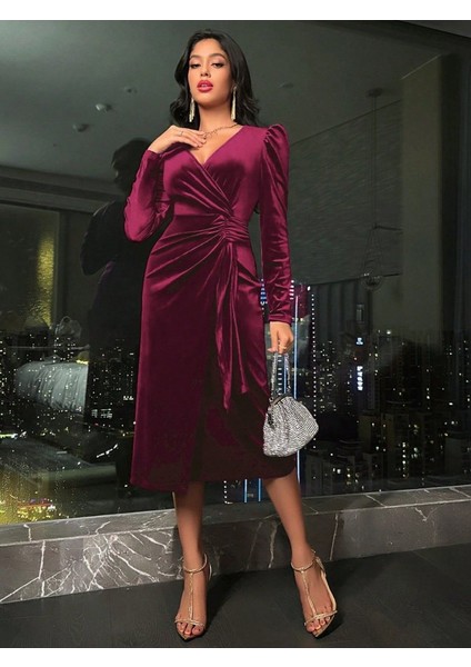 Kadın Uzun Kollu Kruvaze Yakalı Yandan Büzgülü Midi Kadife Elbise fiyatları
