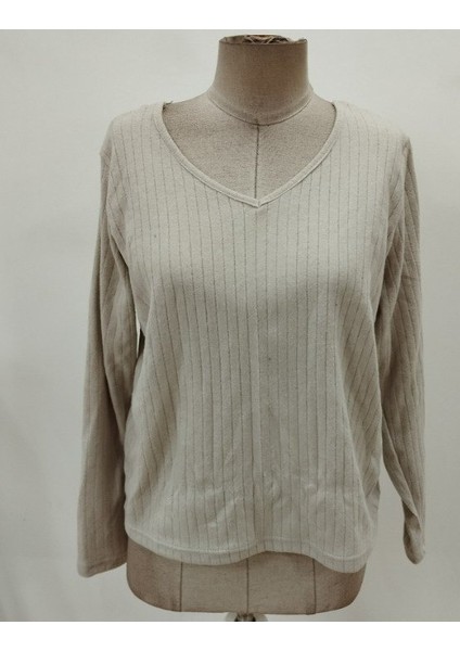 Kadın Uzun Kollu V Yakalı Arkadan Dantel Detaylı Şardonlu Kaşkorse Bluz