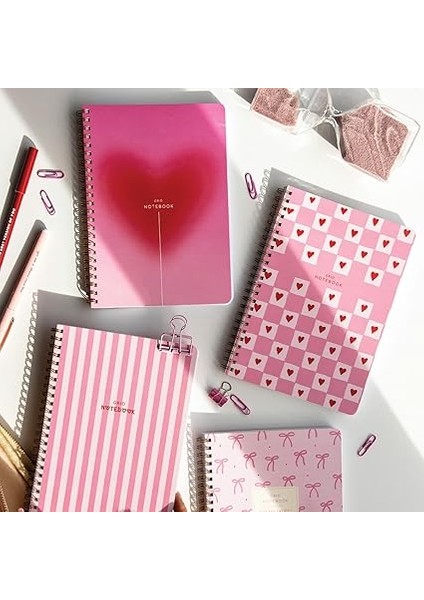 A5 Spiralli Karton Kapak 4'lü Set Kareli Okul Defteri 80 Yaprak - Ders Programlı Pembe Kurdele Kalp fırsatları