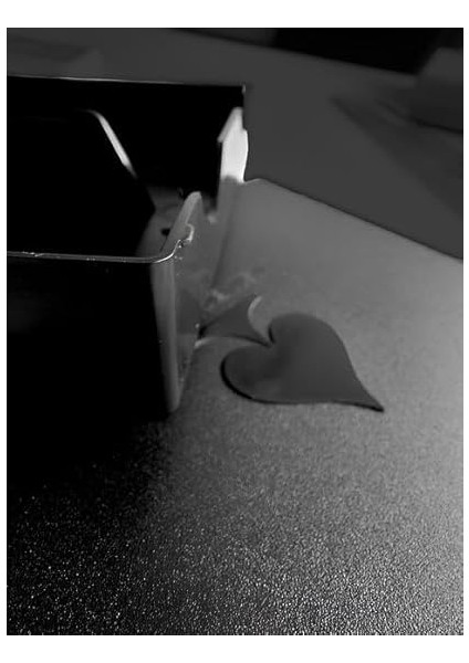 Angora Kem Kutulu Plastik Iskambil Oyun Kartı Çift Deste - Plastic Playing Cards Double Deck (Siyah) fiyatları