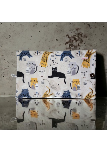 Kedi Desenli Bebek Bakım Organizer Çantası modelleri